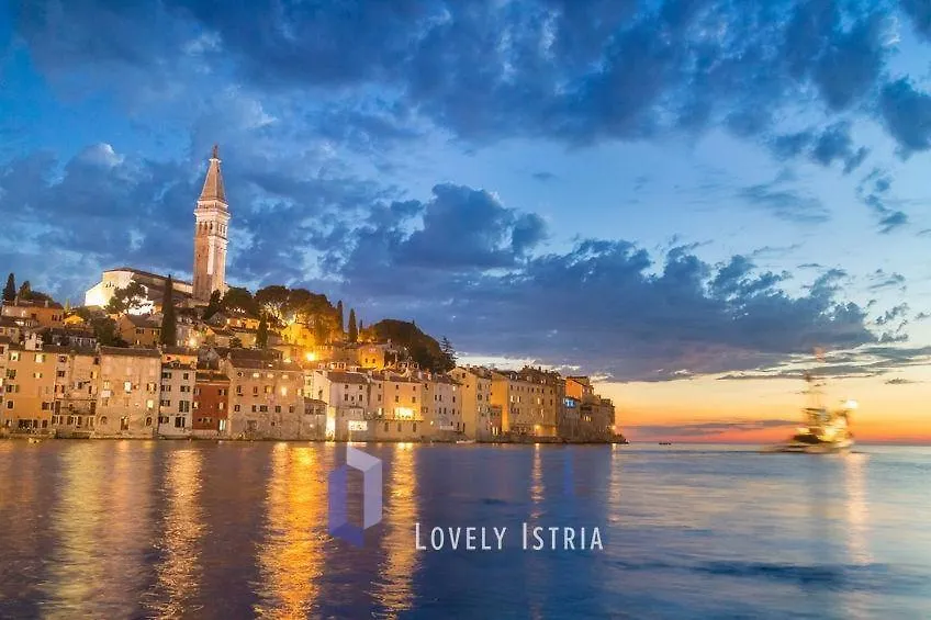 Cozy Apartment Una Rovinj
