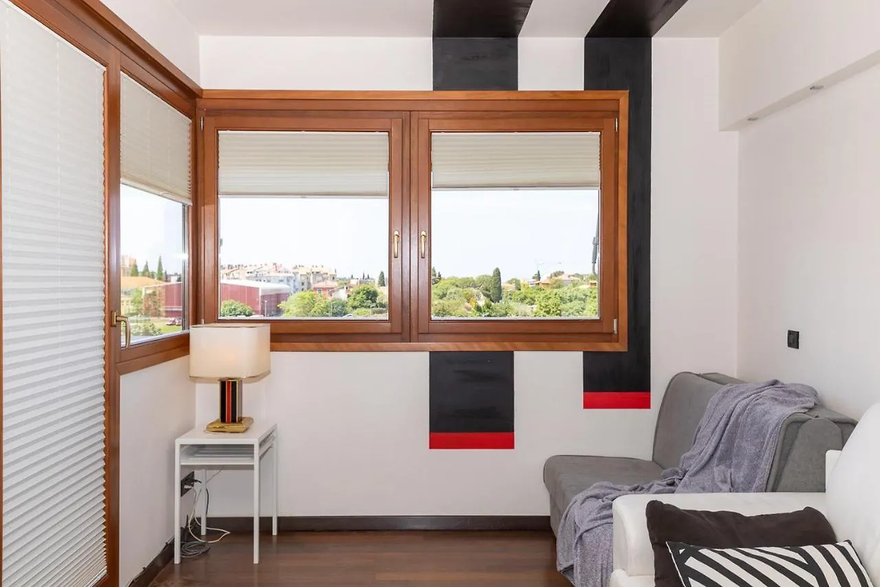 Cozy Apartment Una Rovinj 0*,